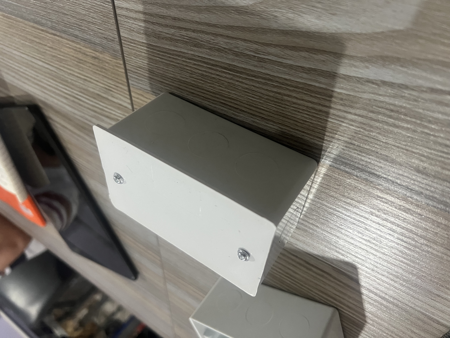 ELECTRICAL PVC JUNCTION BOX-2X4 WITH BLANK COVER